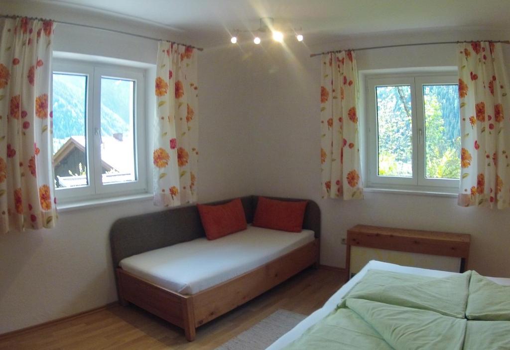 Haus Am Stein Apartment Oetz Ruang foto